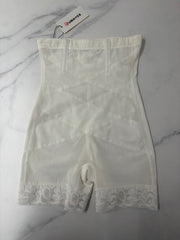 Kumayes White Lace Trim Shapewear Tummy-Control High-Waisted Short Undergarments