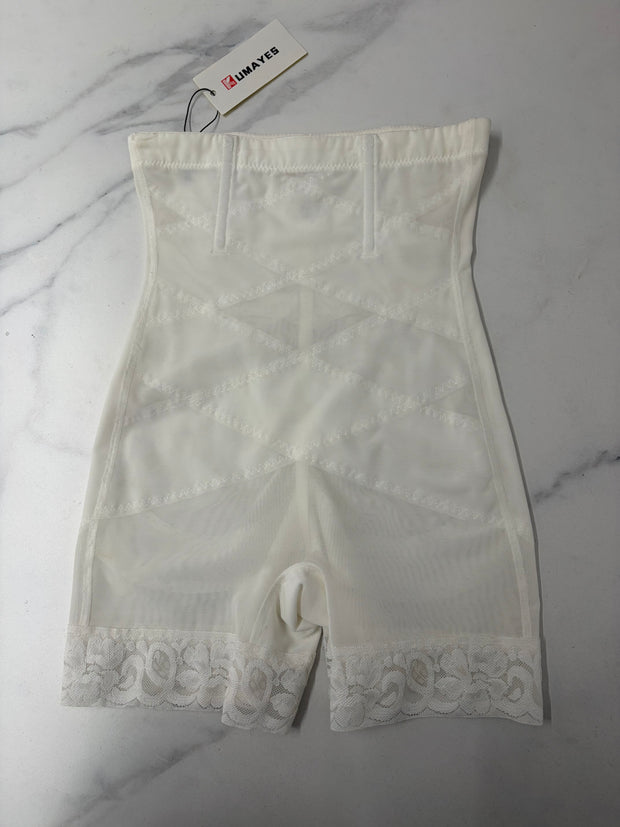 Kumayes White Lace Trim Shapewear Tummy-Control High-Waisted Short Undergarments